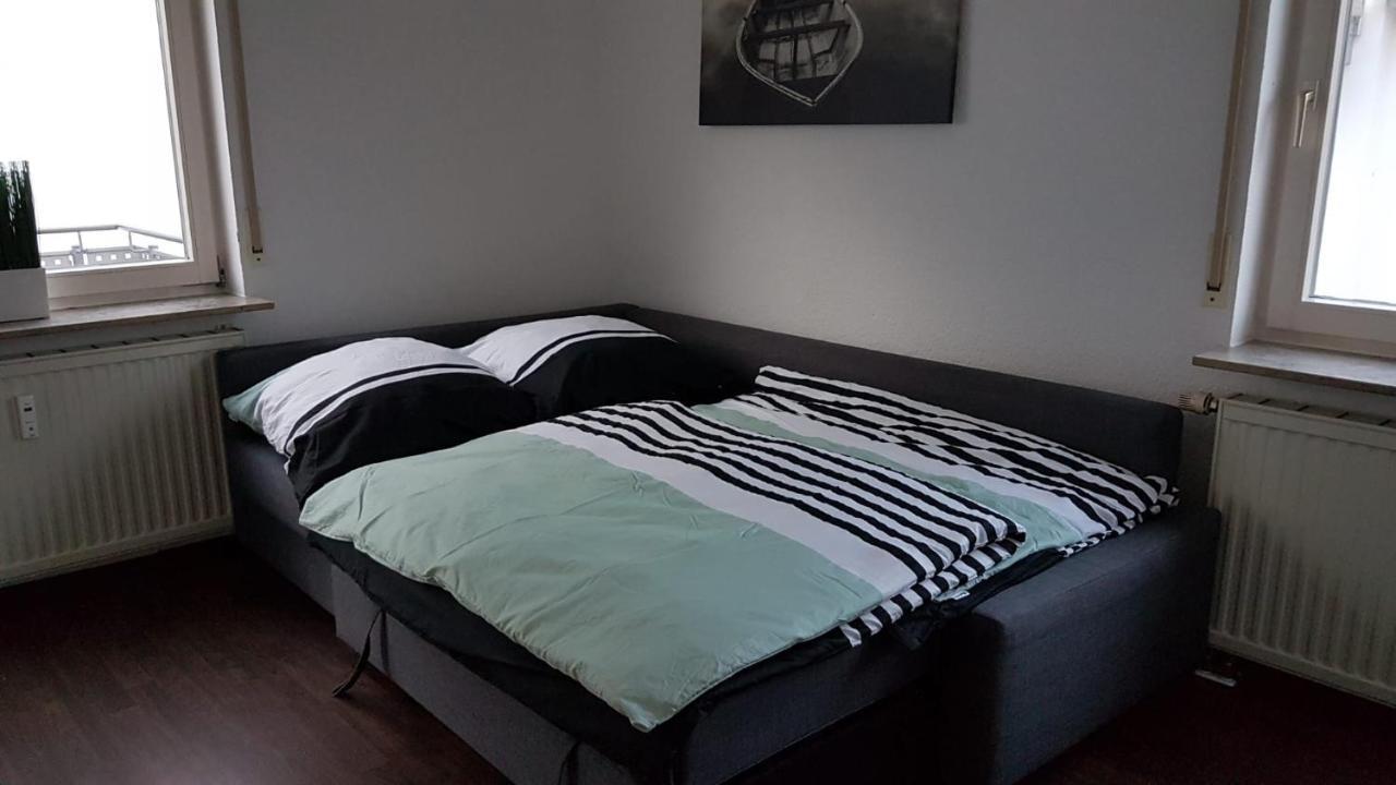 Ferien- und Businessapartment: Modern mit WLAN und Zentrumsnahe Lage Renningen Exterior photo