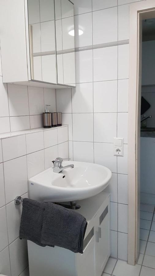Ferien- und Businessapartment: Modern mit WLAN und Zentrumsnahe Lage Renningen Exterior photo