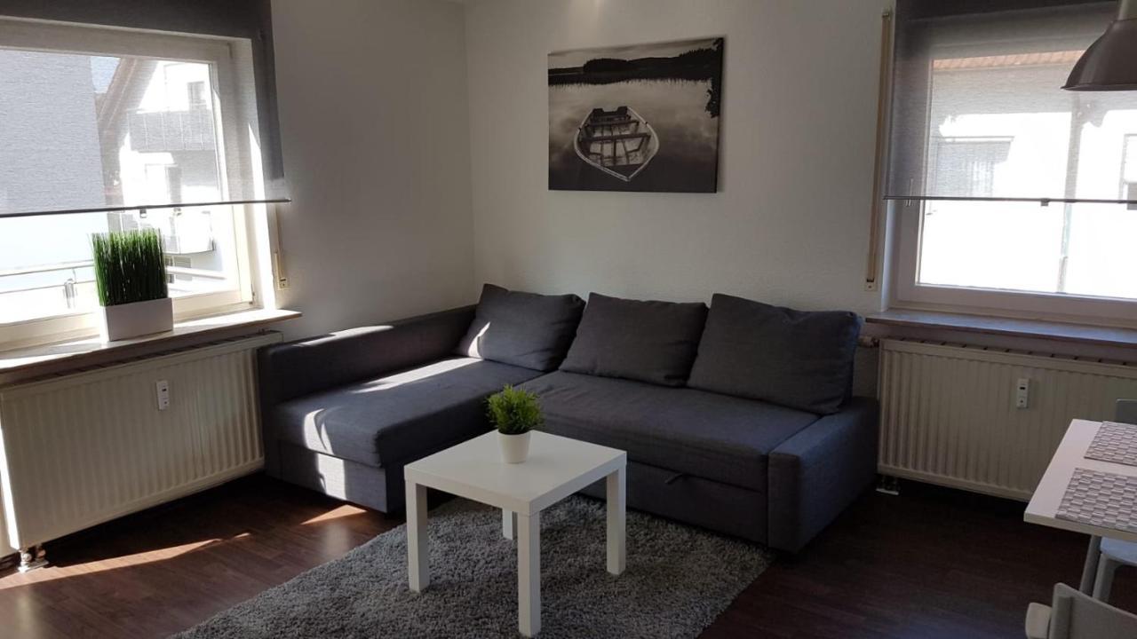 Ferien- und Businessapartment: Modern mit WLAN und Zentrumsnahe Lage Renningen Exterior photo