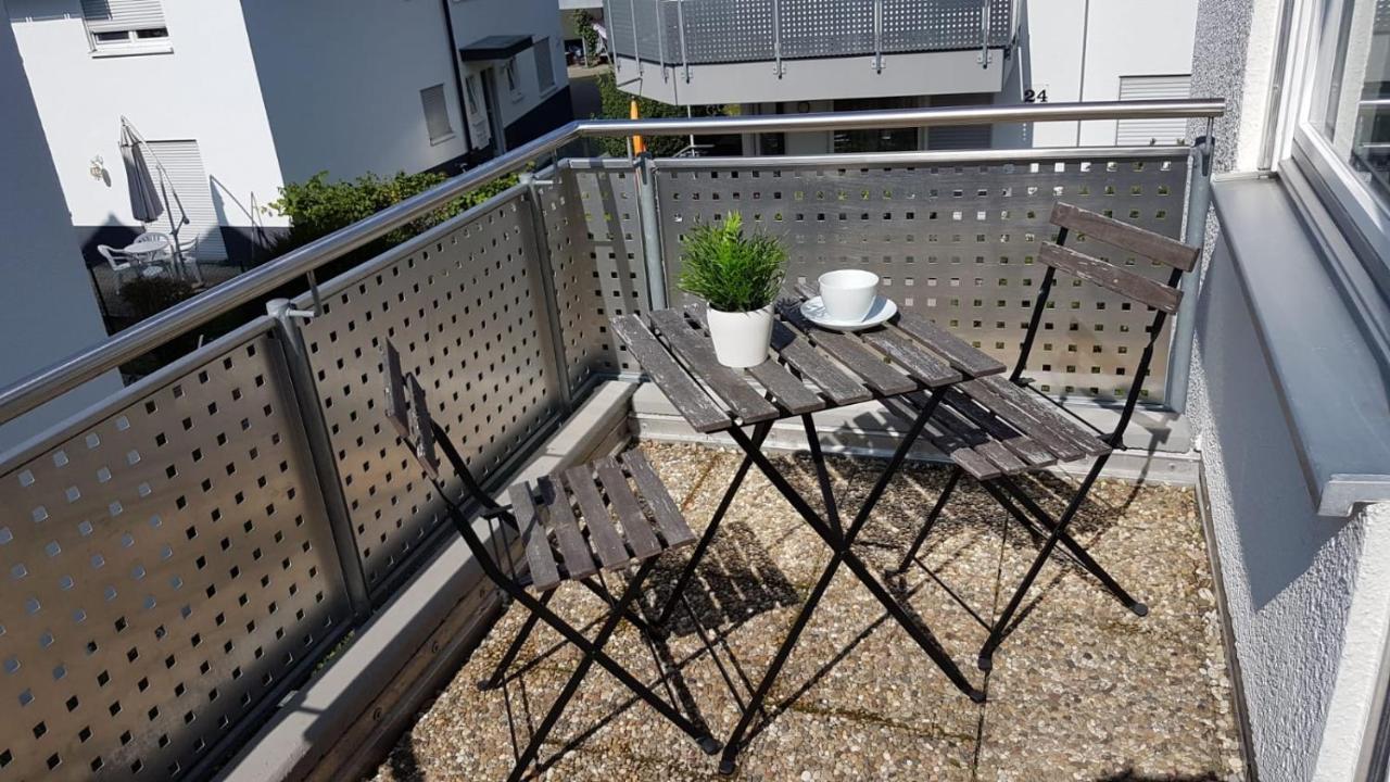Ferien- und Businessapartment: Modern mit WLAN und Zentrumsnahe Lage Renningen Exterior photo